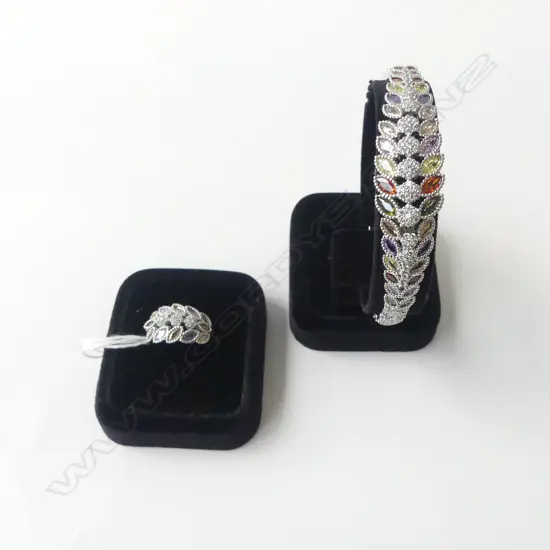 MULTI COLOURED COSTUME BRACELET w MATCHING RING