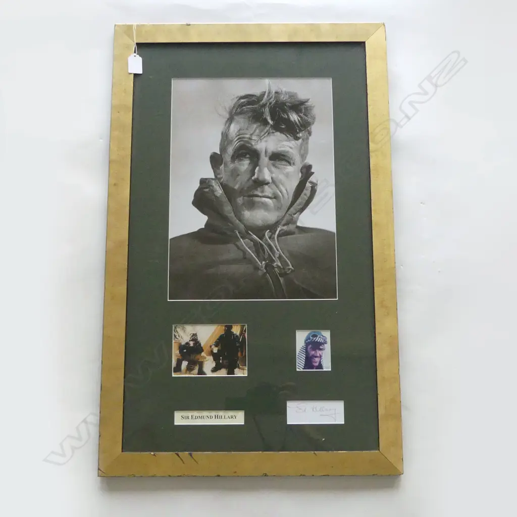 FRAMED PHOTOS OF ED HILLARY WITH ORIGIANL HILLARY SIGNATURE H780 W480MM Image 1++