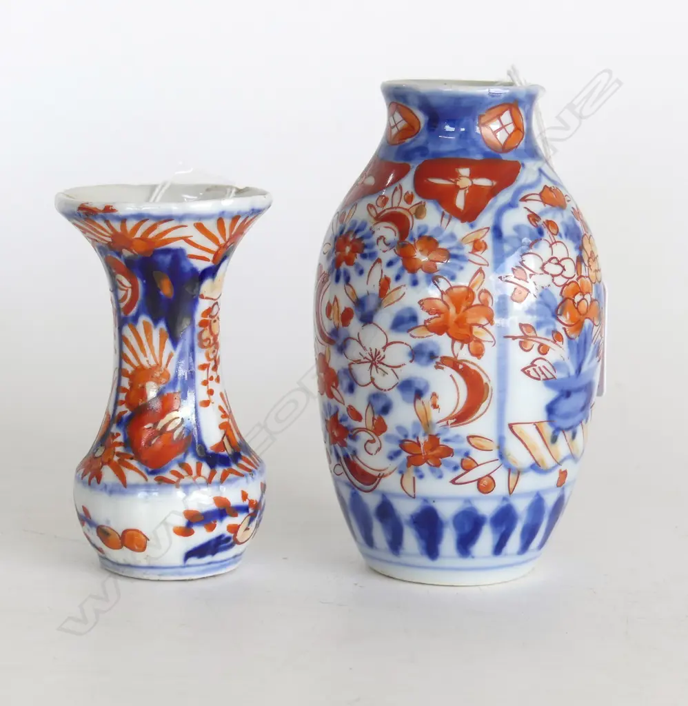 2 EARLY 20thC MINIATURE IMARI VASES H.90mm, 120mm Image 1++