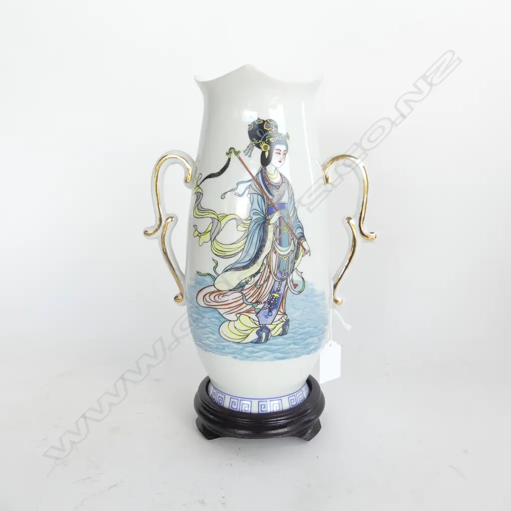 CHINESE PAINTED LADY VASE ON STAND H290MM Image 1++