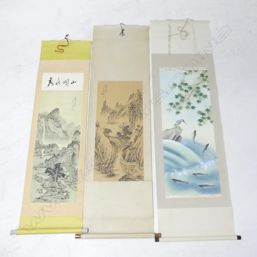 3 ORIENTAL SCROLLS Image 1++