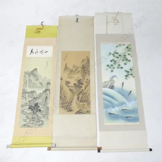 3 ORIENTAL SCROLLS