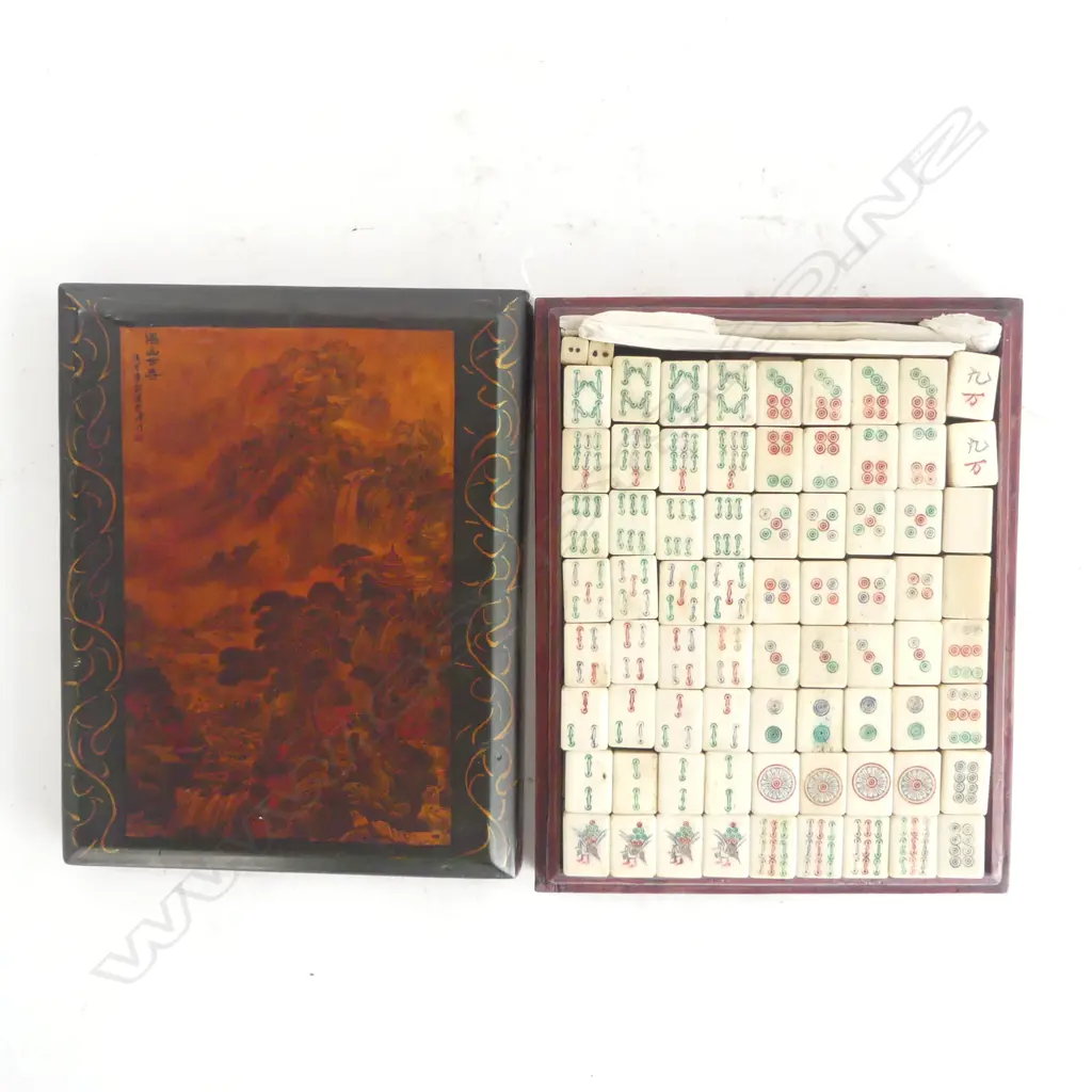 BONE & BAMBOO MAH JONG SET, CASED W.240mm Image 1++