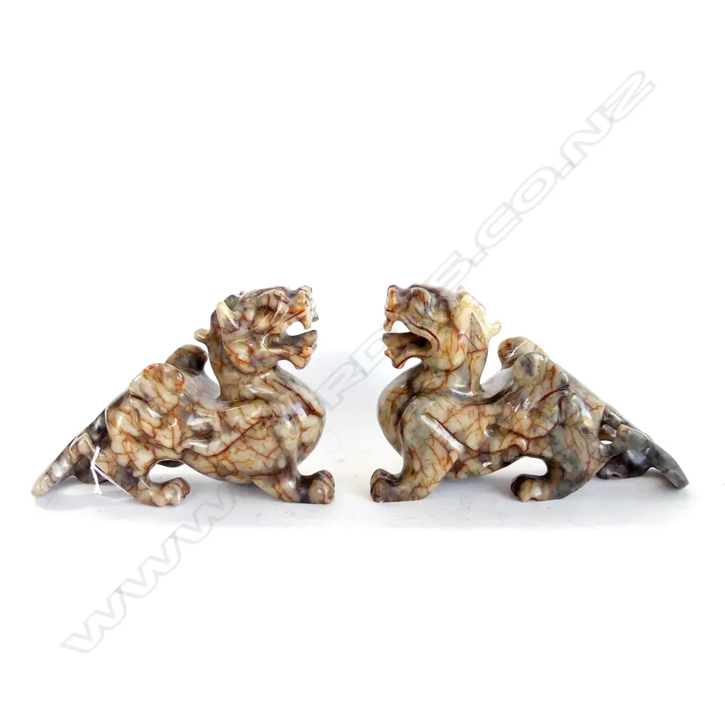 PR CHINESE CARVED STONE LIONS L.255mm 1 repaired Image 1++