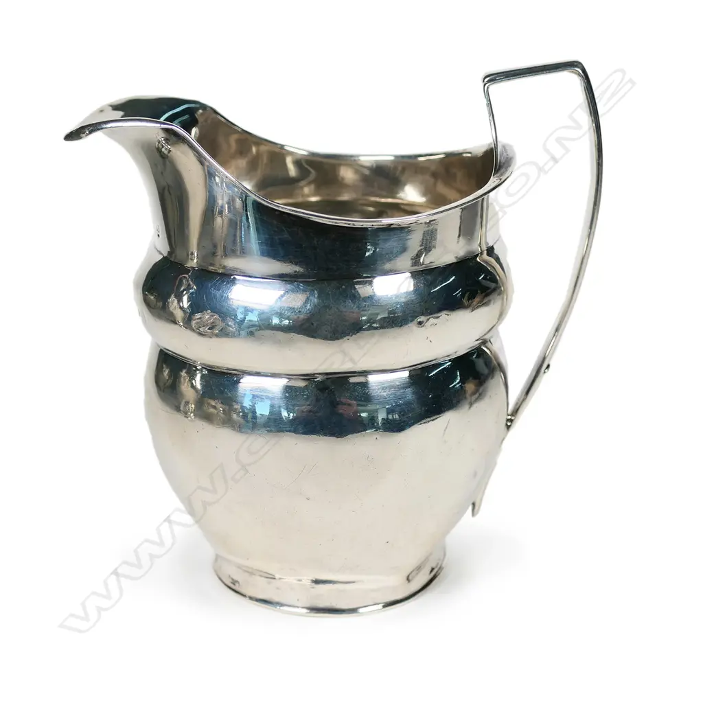 GEORGIAN SILVER HELMET SHAPED CREAM JUG, MARKS RUBBED. 147gm Image 1++