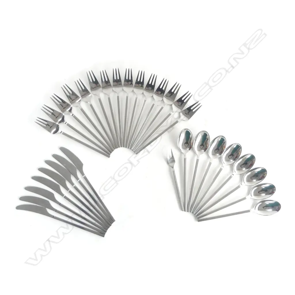 32 PCE LUNDTOFTE 'RONDO' STAINLESS STEEL CUTLERY, DENMARK... Image 1++