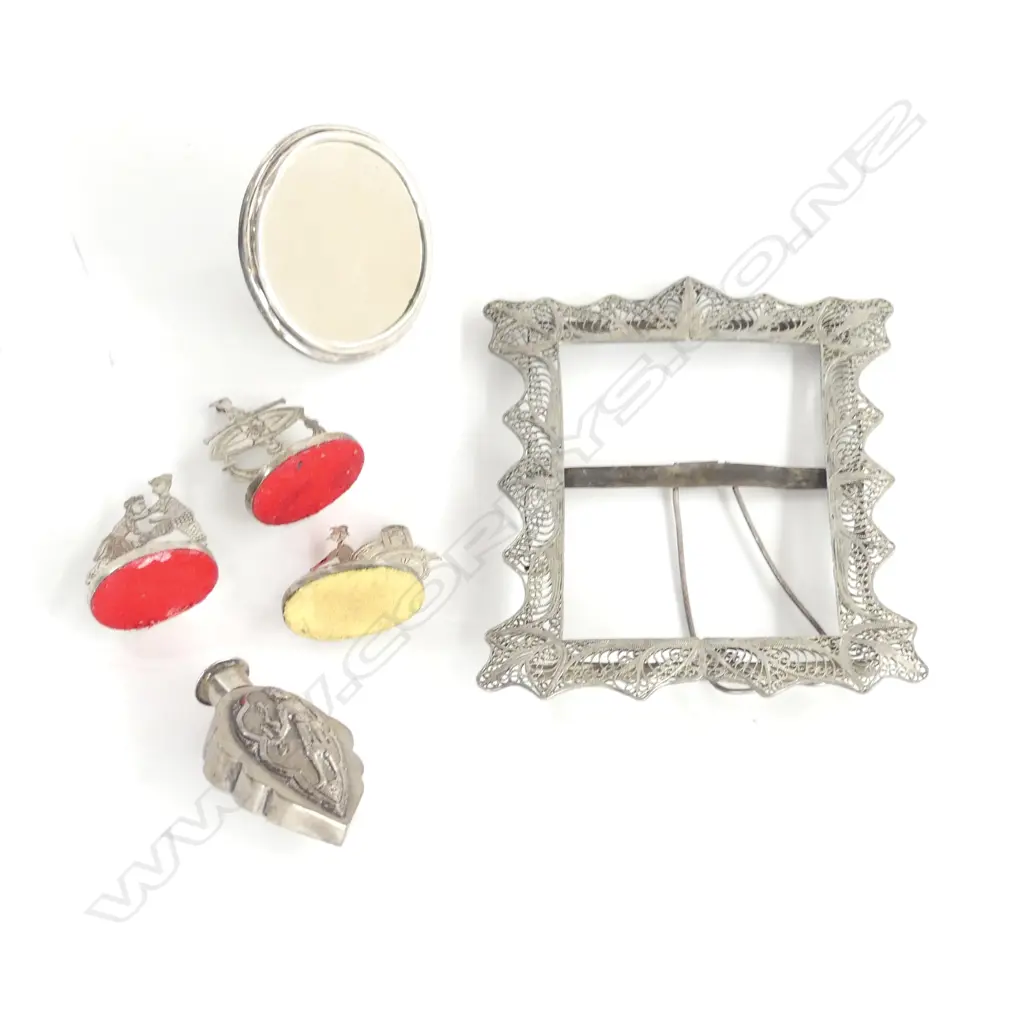 (24846) SILVER VANITY MIRROR + PLATED NAME CARD HOLDERS + FRILIGREE FRAME + SCENT BOTTLE Image 1++
