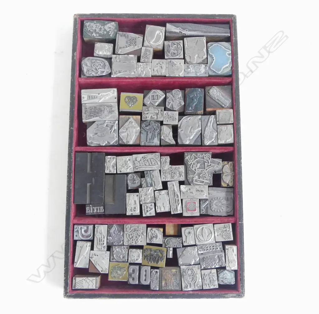 ASST. VINTAGE ADVERTISING PRINT BLOCKS Image 1++