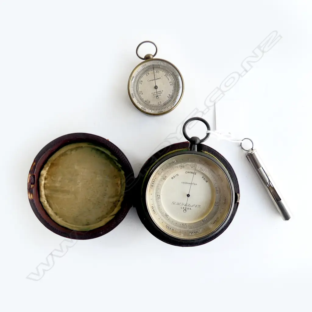 2 POCKET BAROMETERS, 50mm & 75mm dia (CASED) + 10 SECOND SAND TIMER Image 1++