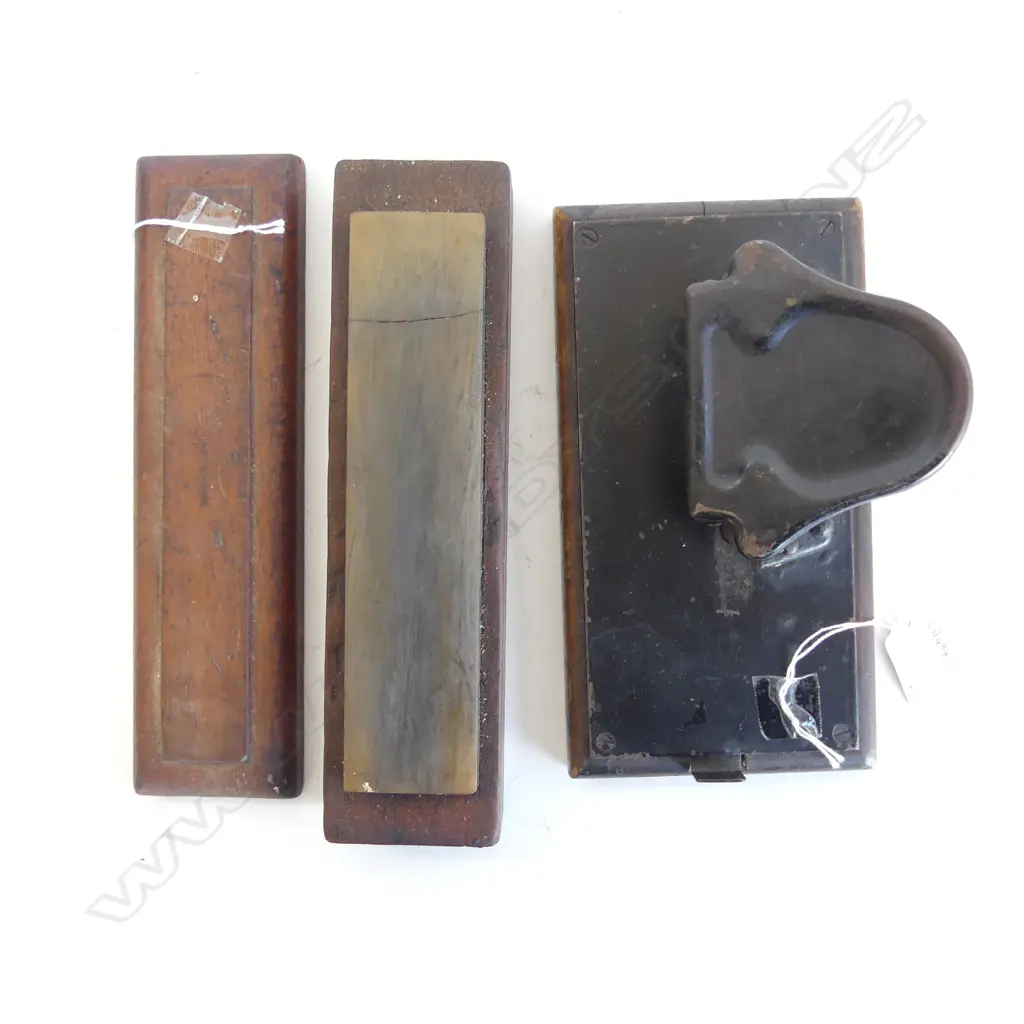 VINTAGE BOXED SHARPNING STONE L260MM & VINTAGE PAPER PUNCH L220MM Image 1++