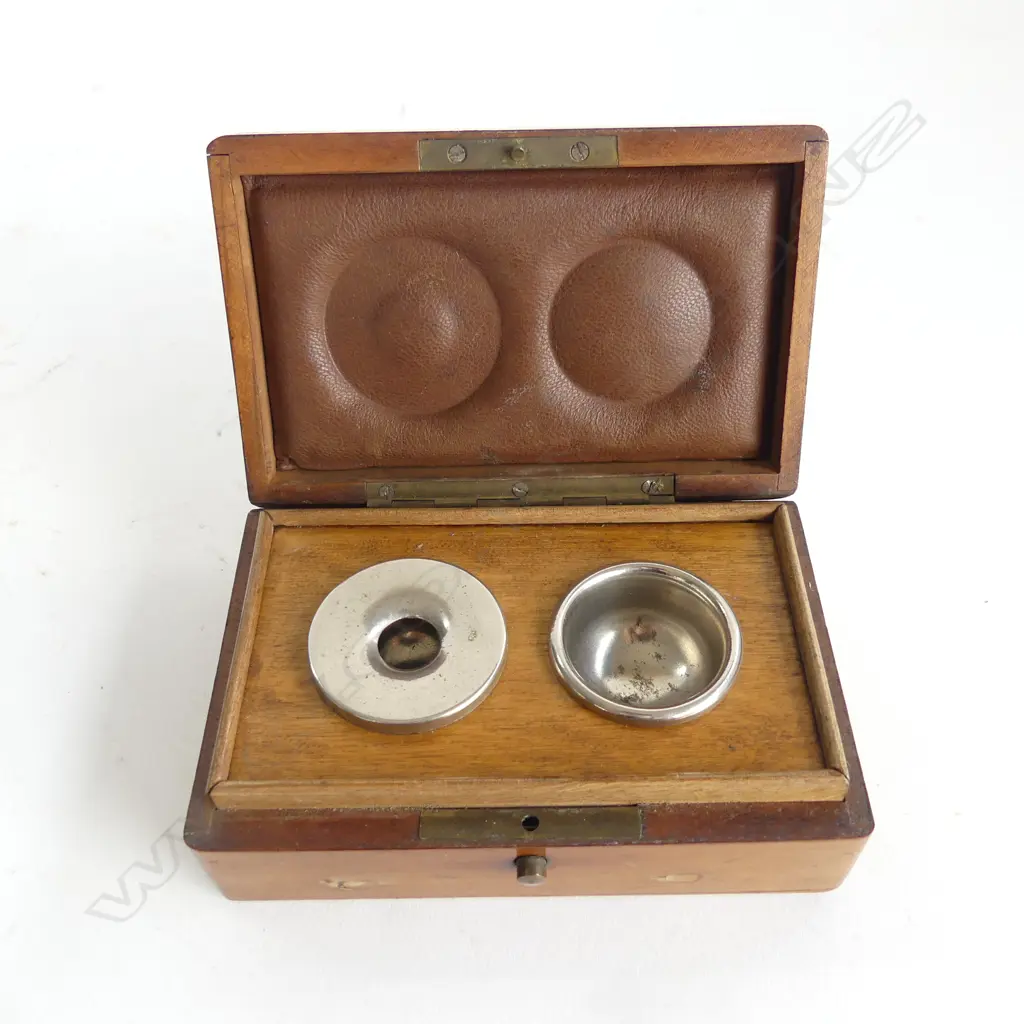 ANTIQUE INLAID WOODEN INK BOX W.125mm Image 1++