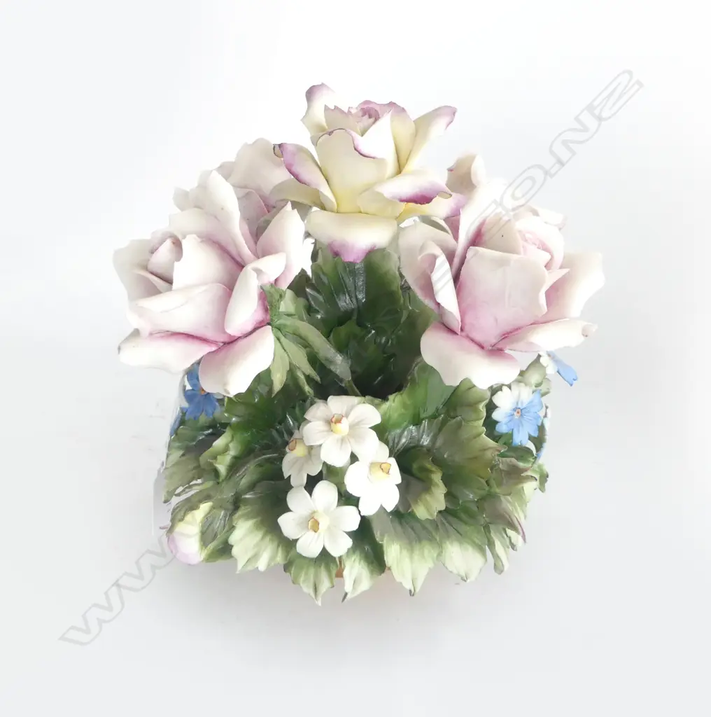 ITALIAN CAPODIMONTE FLORAL BOUQUET H.220mm Image 1++
