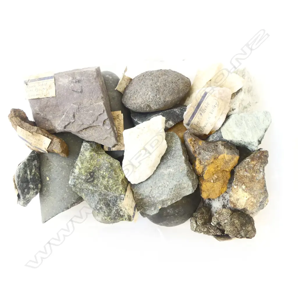 NZ MINERAL ROCK SPECIMENS’ [SOME LABELLED] Image 1++