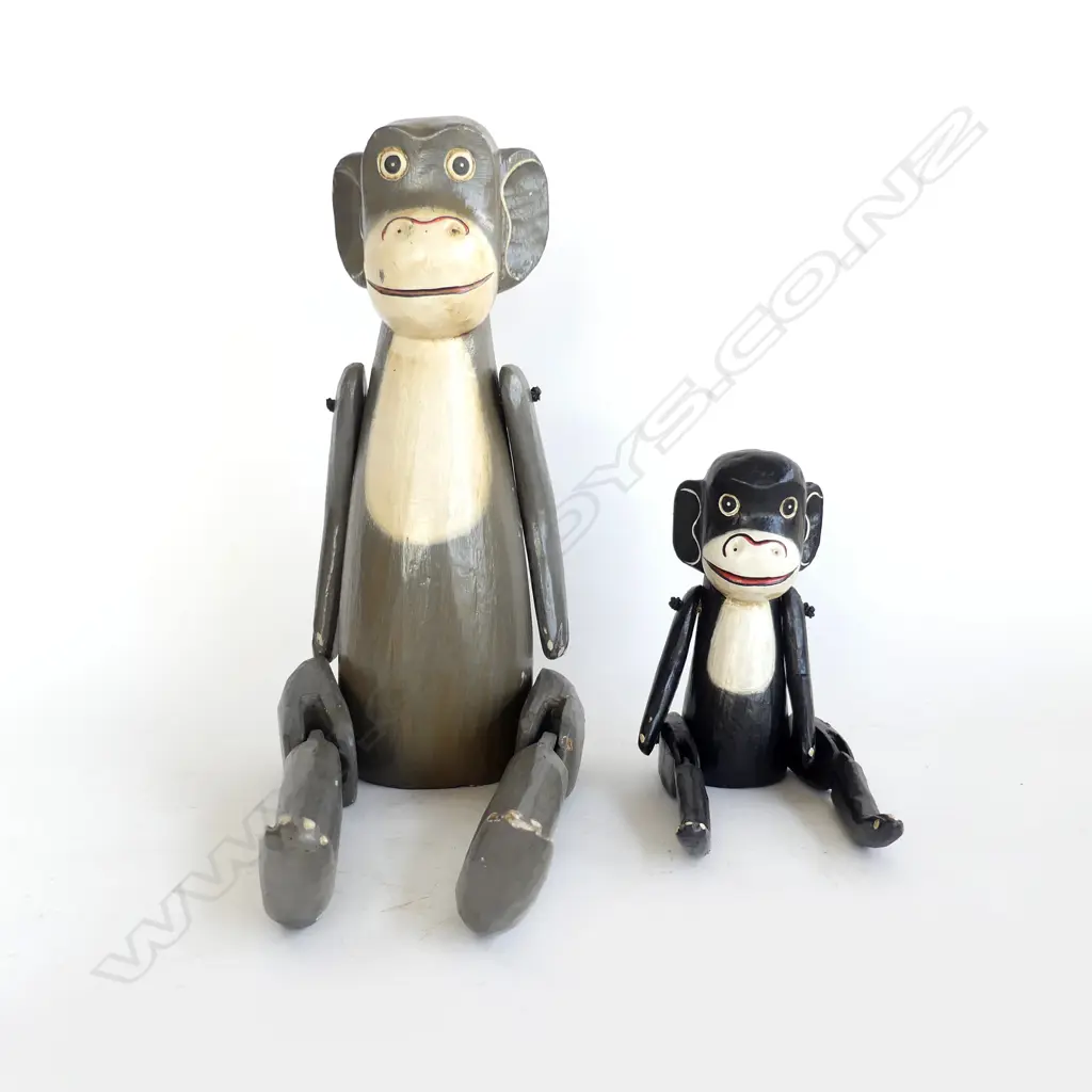 TWO CARVED & PAINTED ARTICULATED MONKEY FIGURES tallest H.530mm Image 1++