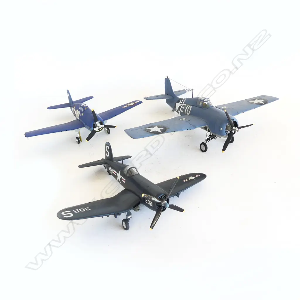 3 MODEL PLANES W.360mm Image 1++