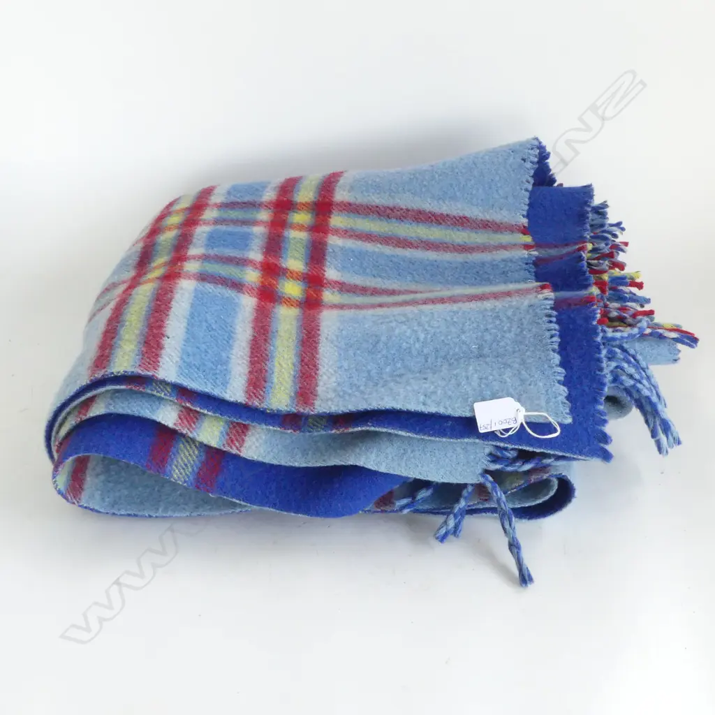 BLUE DOUBLED SIDED WOOL BLANKET Image 1++