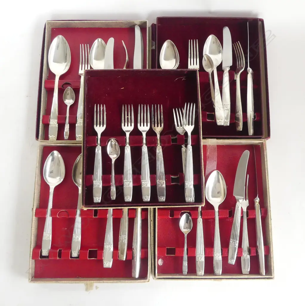5 BOXED EP CUTLERY SETS Image 1++
