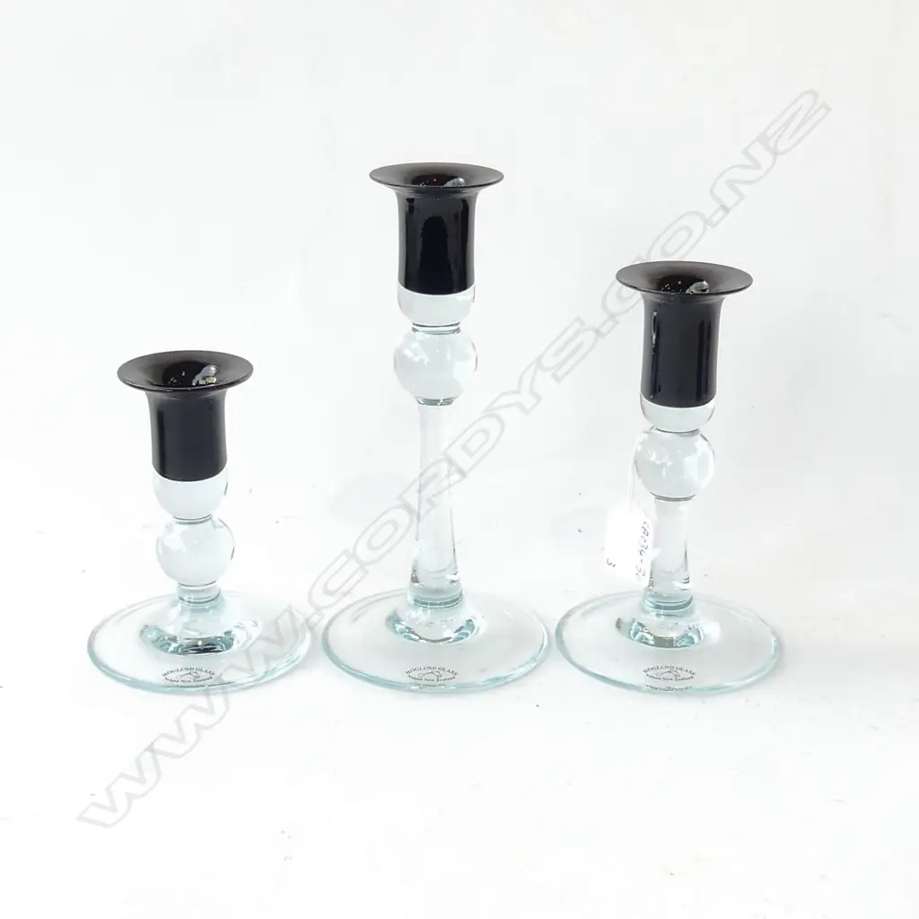 3 NZ HOGLUND GLASS GRADUATING CANDLE STICKS H130-205MM Image 1++