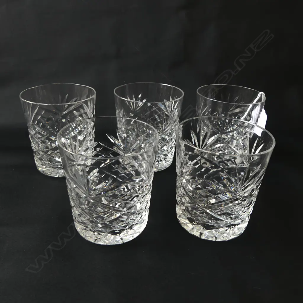 FIVE VINTAGE CRYSTAL WHISKY TUMBLERS, H.85MM Image 1++
