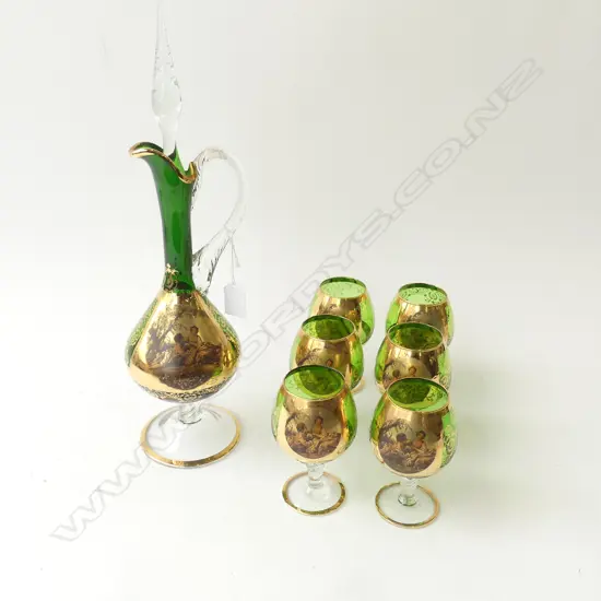 7 PCE RETRO GREEN VENETIAN STYLE DRINK SET; JUG H.435mm + 6 GLASSES