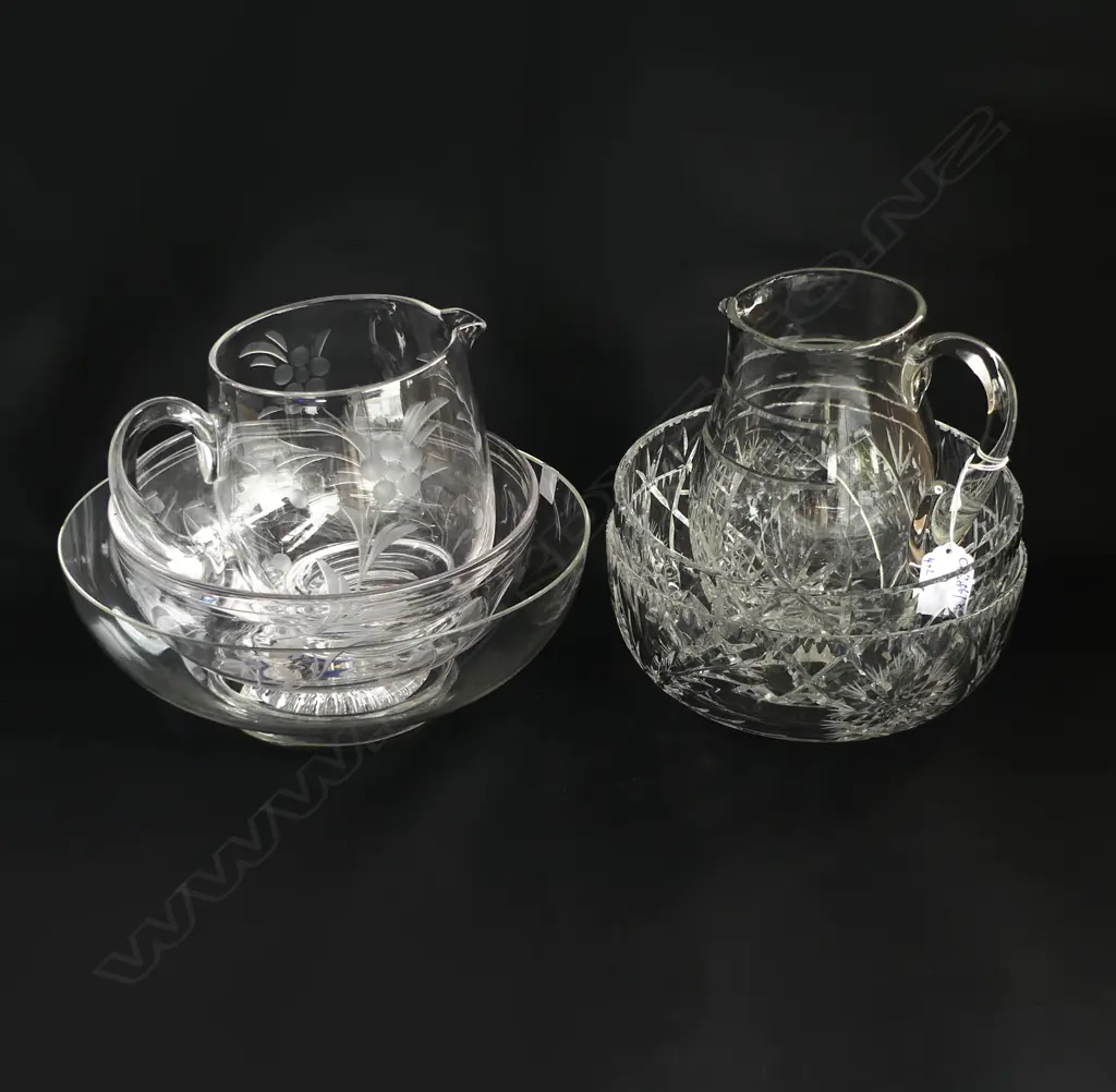 4 CRYSTAL BOWLS + 2 JUGS Image 1++