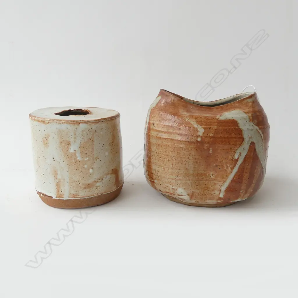 2 STUDIO POTTERY VASES H.140mm Image 1++