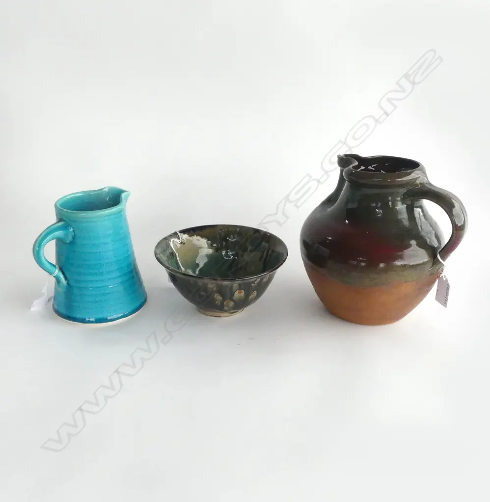 2 STUDIO POTTERY JUGS 1CHIPPED  H190 TALLEST & STUDIO POTTERY BOWL DIA160MM Image 1++