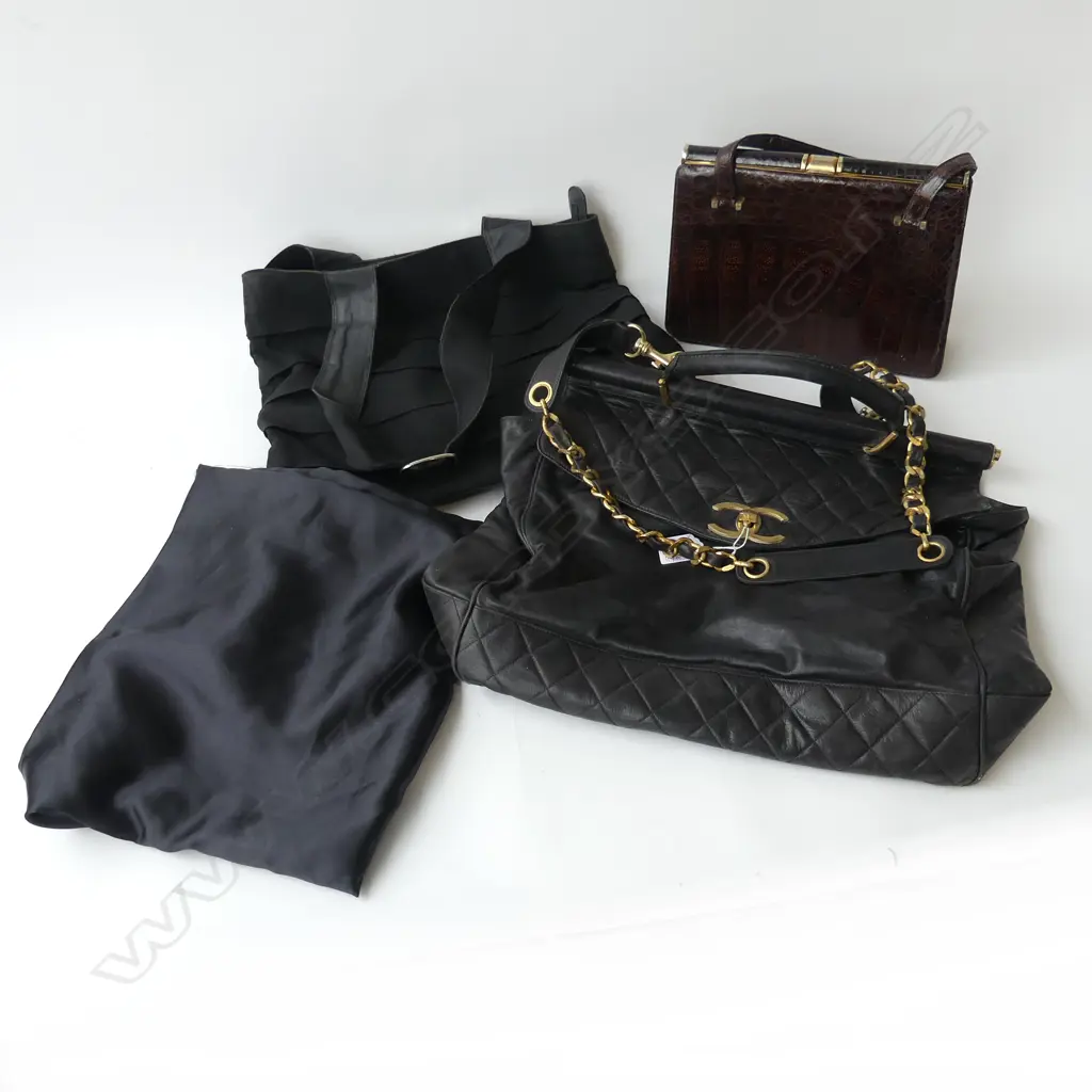 3 HANDBAGS (showing wear) Image 1++