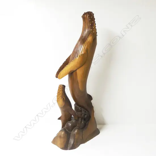 LG CARVED WOODEN WHALE SCULPTURE H.2050mm
