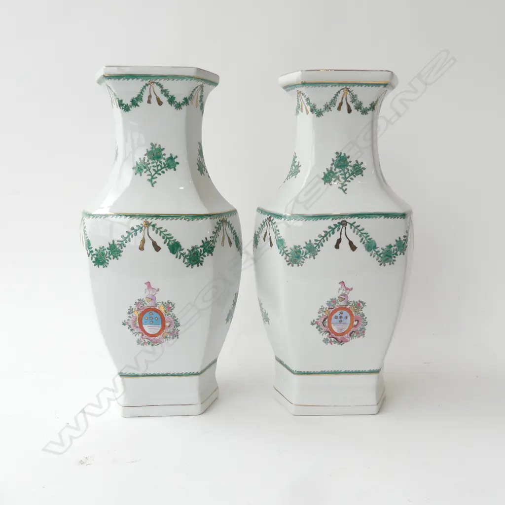 PR VASES; CHINESE ARMORIAL STYLE H.370mm Image 1++