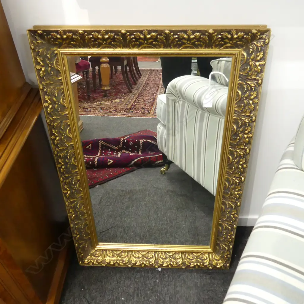 LG GILT FRAMED MIRROR 585x885mm Image 1++