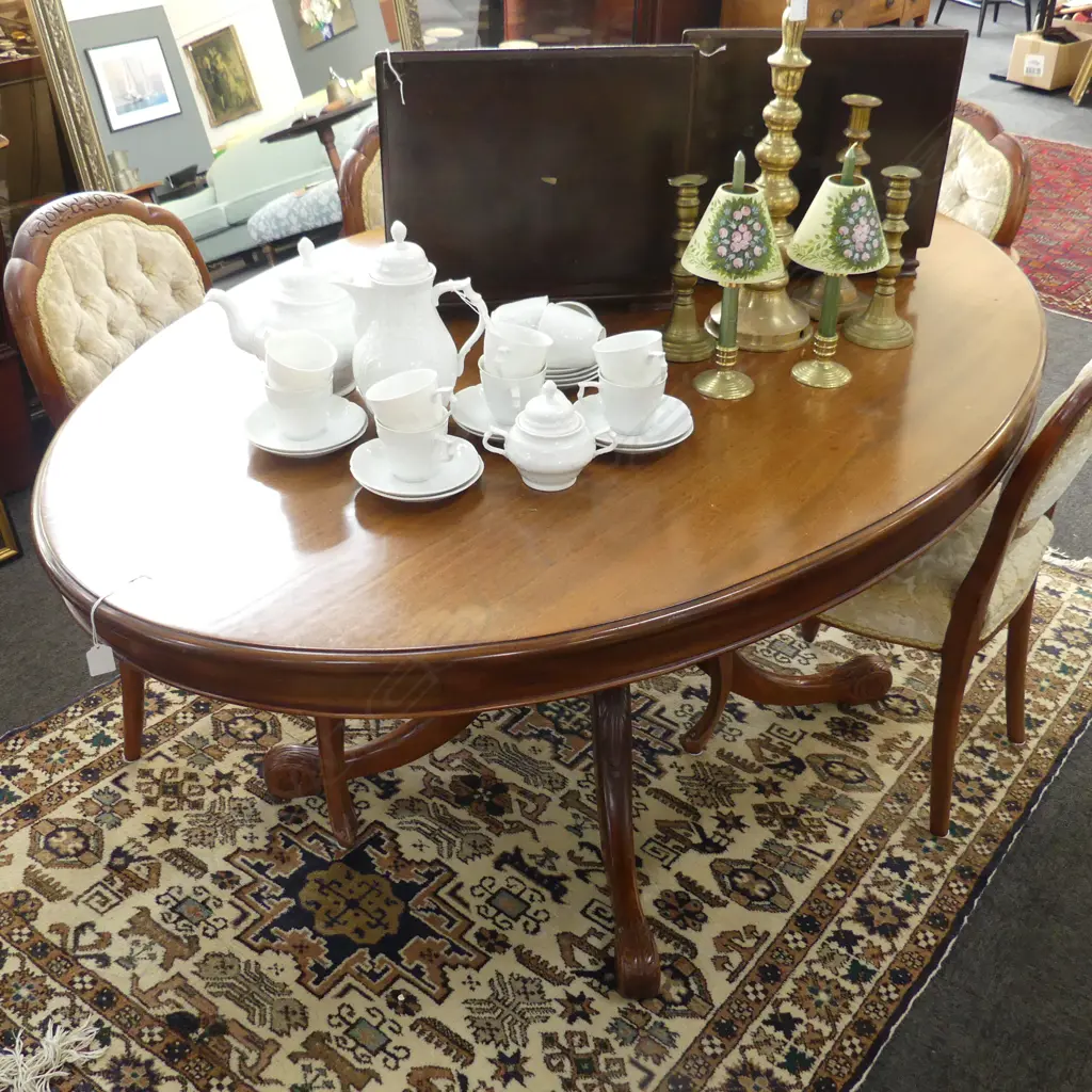 VICTORIAN STYLE MAHOGANY OVAL PEDESTAL DINING TABLE 1680x1100x730mm Image 1++