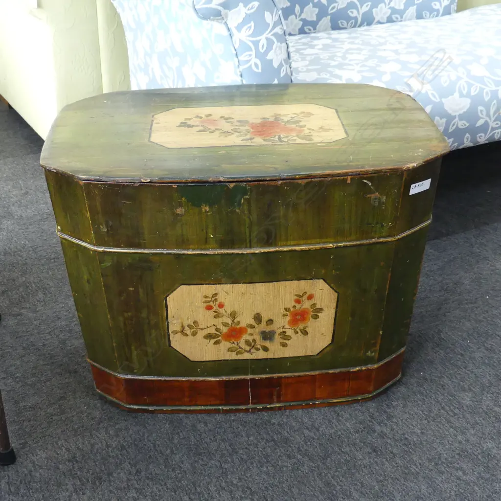 LG ORIENTAL PAINTED WOODEN BOX 720x510x500mm Image 1++