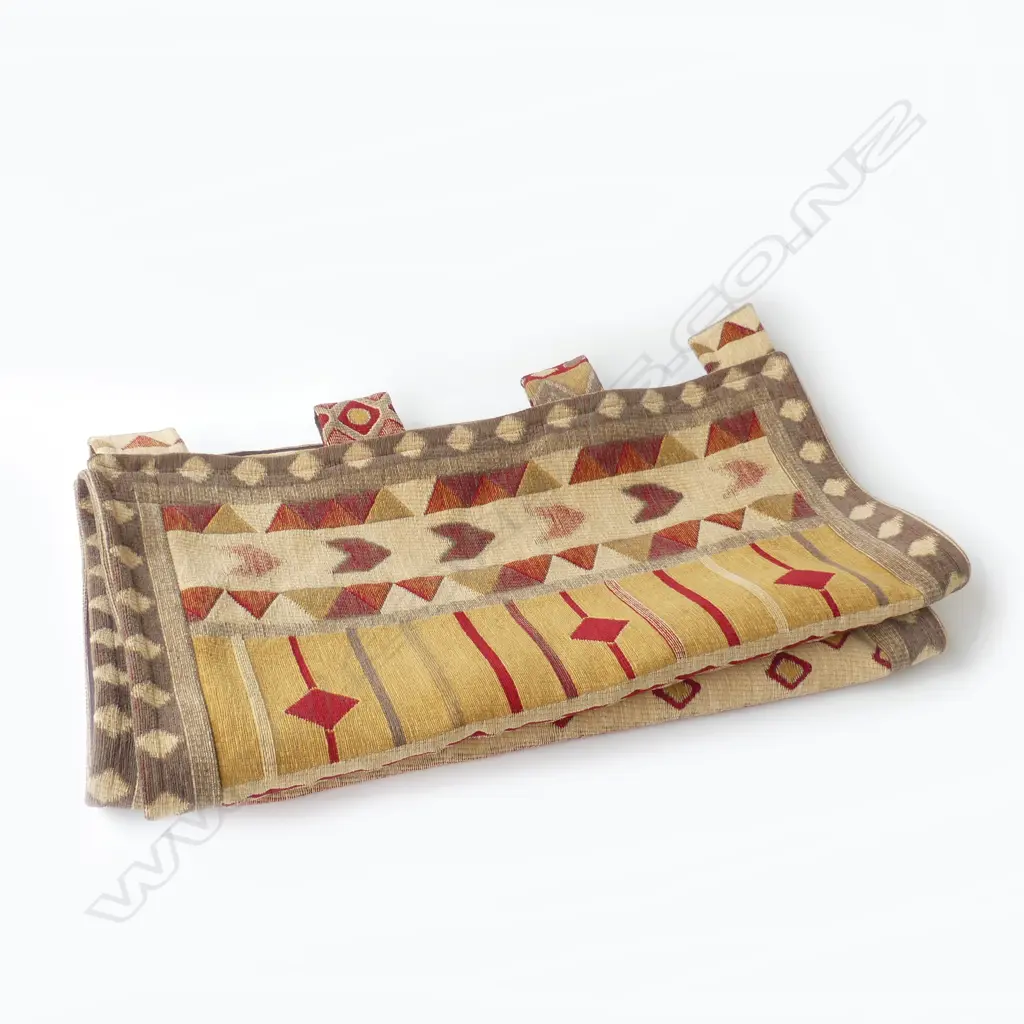 ITALIAN FABRIC WALL HANGING 'COLLEZIONE TAPPETI' Image 1++