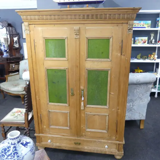 LG EUROPEAN PINE CABINET w. GREEN GLASS PANELS 1300x525x1890mm