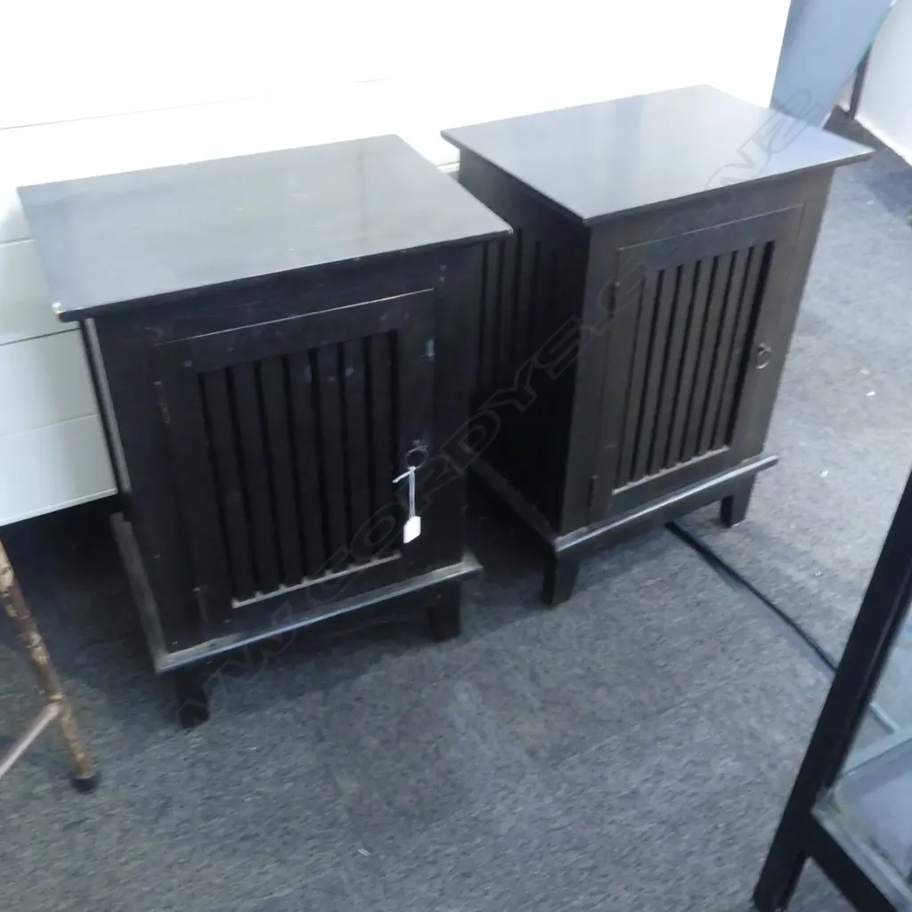 PR EBONISED BEDSIDE CABINETS 480x325x660mm Image 1++