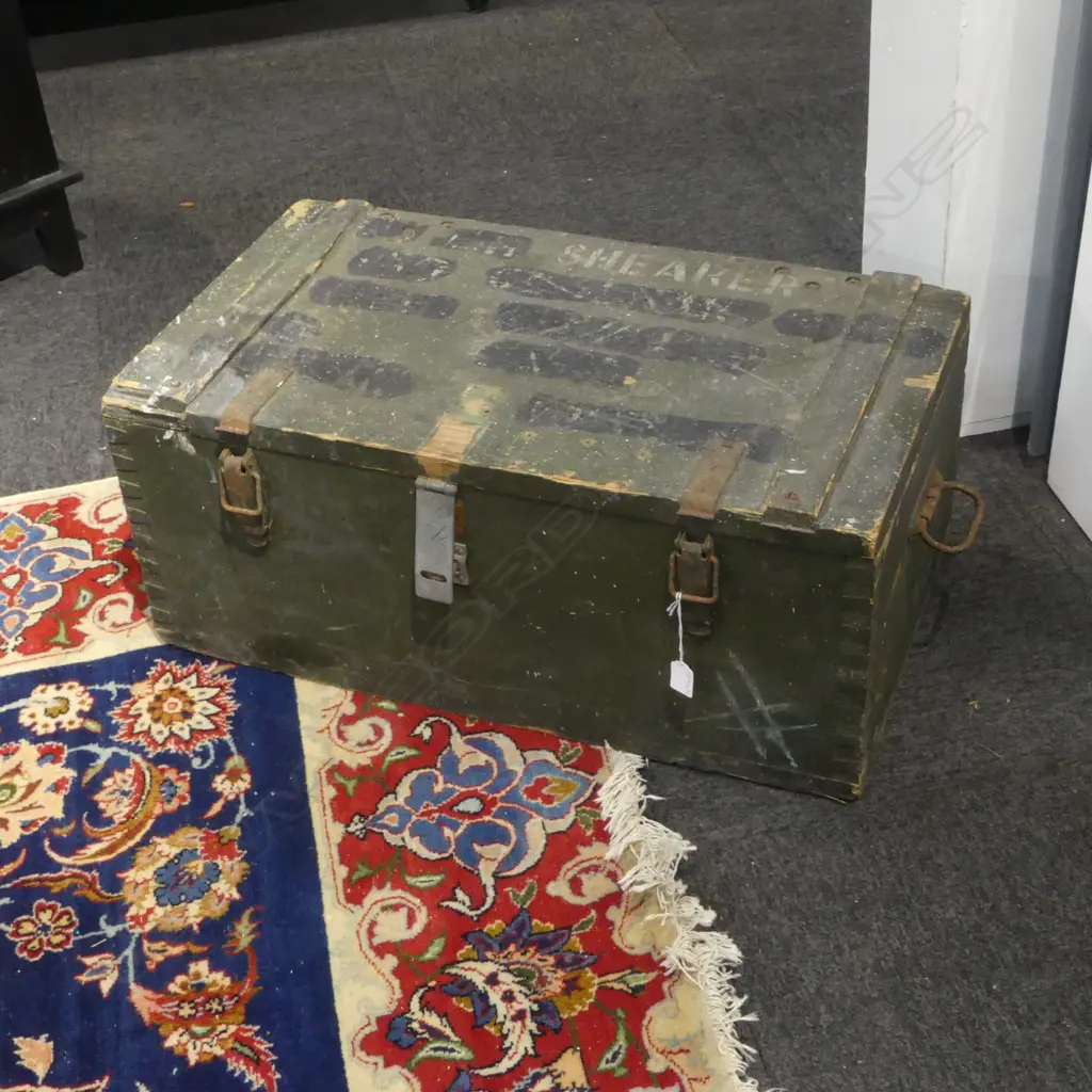VINTAGE WOODEN TRUNK 745x430x325mm + 2 SPIRIT LEVELS  Image 1++