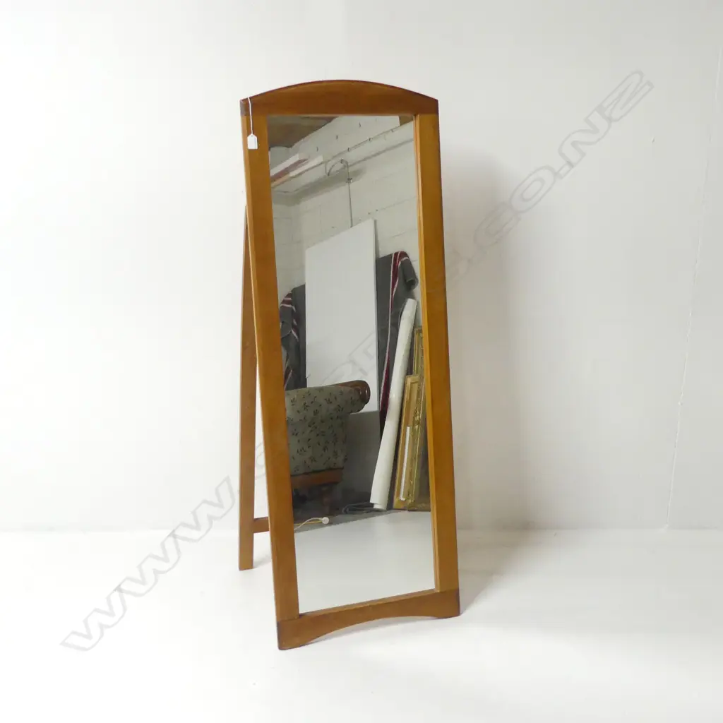 FULL LENGTH DRESSING MIRROR Image 1++