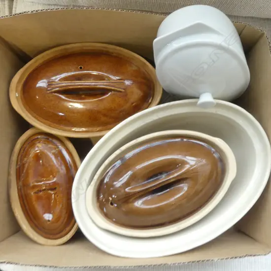 ASST. EARTHENWARE, CASSEROLES ETC
