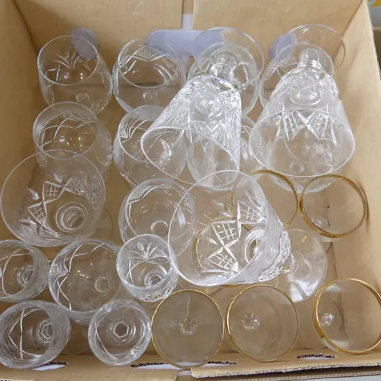 ASST. CRYSTAL DRINKING GLASSES; BRAND BALLOONS ETC