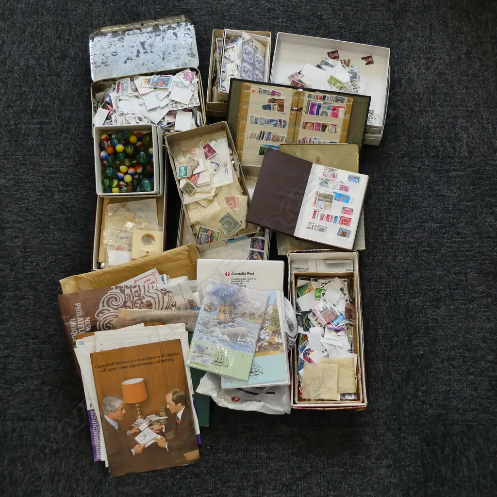 ASST. LOOSE STAMPS + MARBLES Image 1++