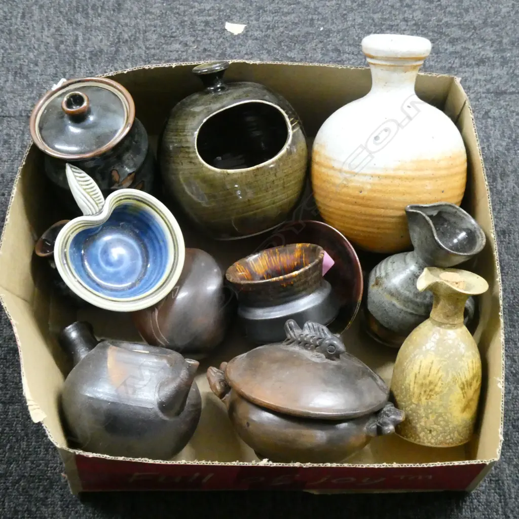 ASST. STUDIO POTTERY Image 1++