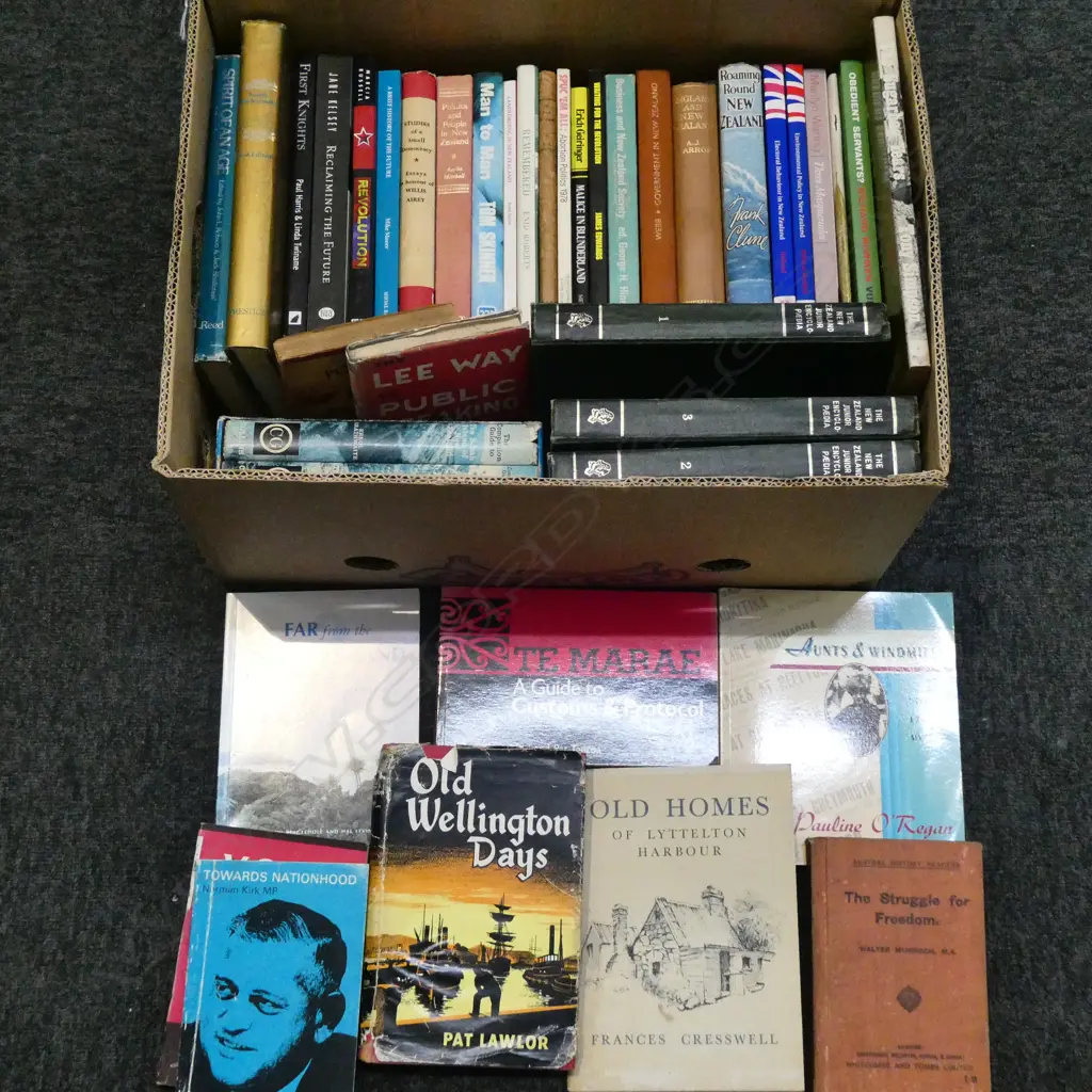 BOOKS; NZ HISTORY Image 1++