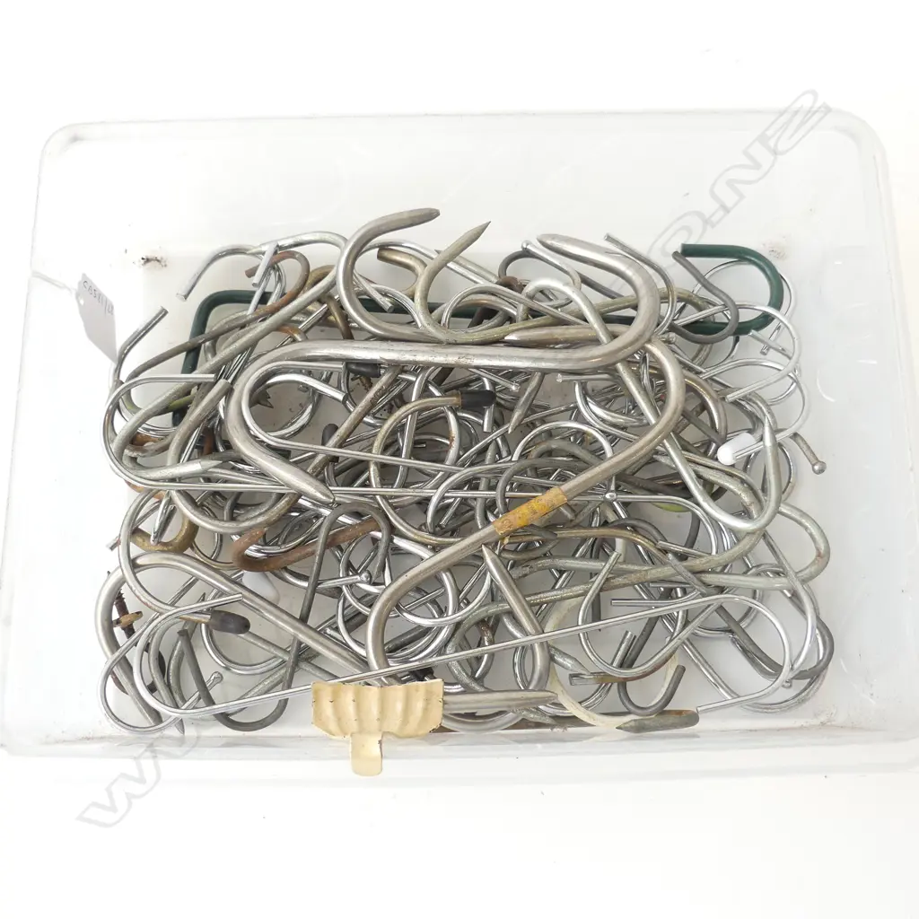 COLLECTION OF APPROX. 70 ‘S’ HOOKS VARIOUS SIZES, L.215MM (LONGEST) Image 1++