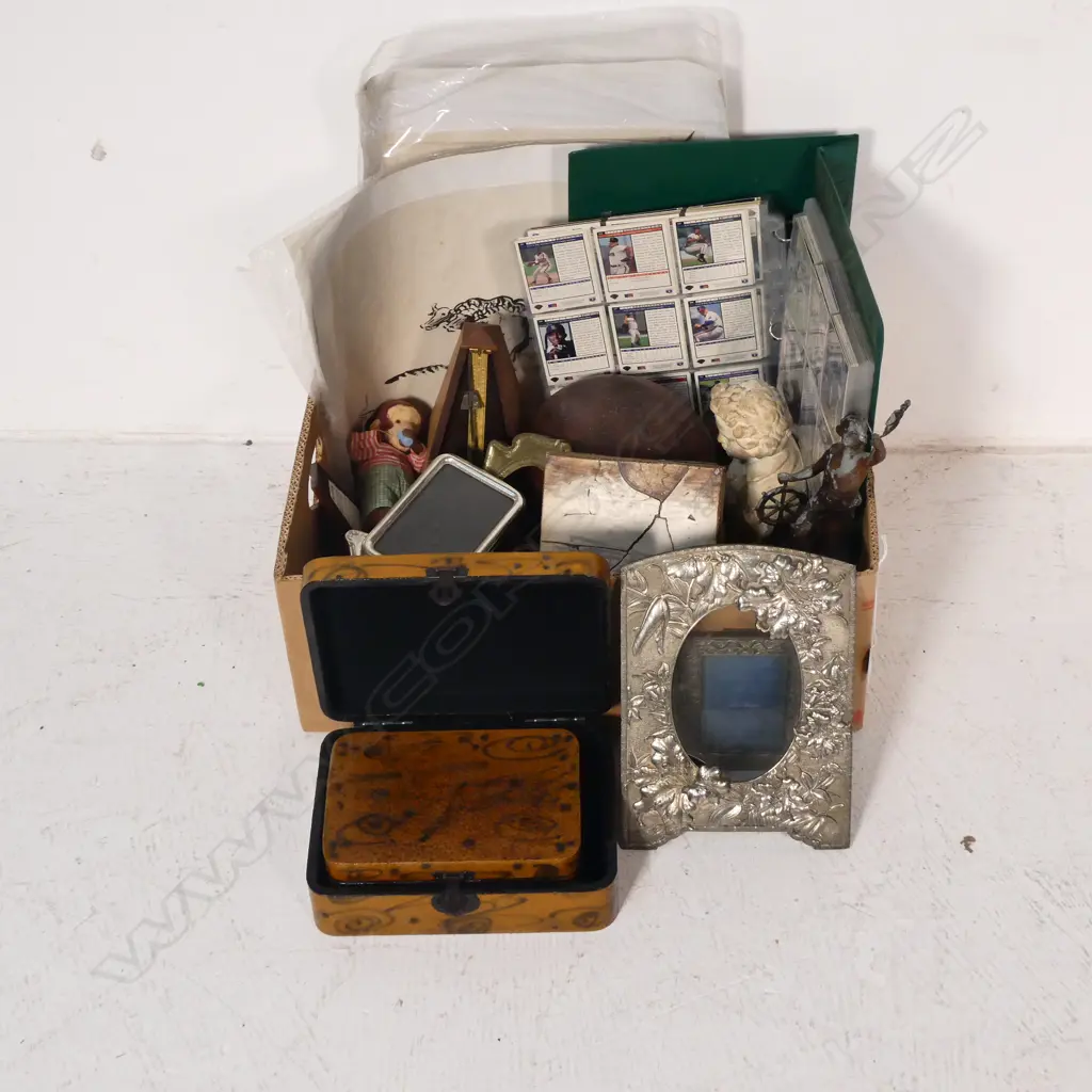 WOODEN HAT BLOCK, METRONOME, PHOTO FRAMES, 90s COKE BASEBALL CARDS ETC Image 1++