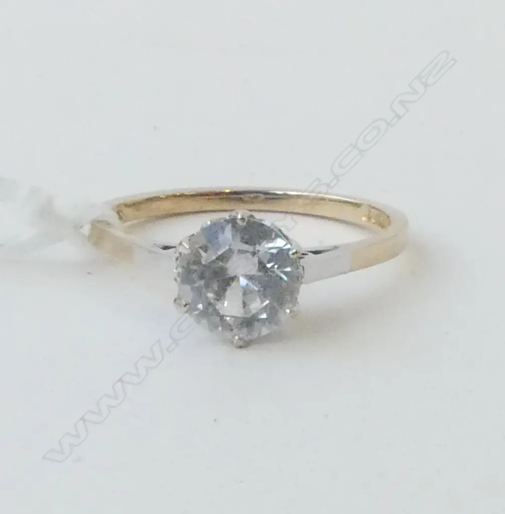 9CT CLEAR STONE RING 1.5gms  SIZE L Image 1++
