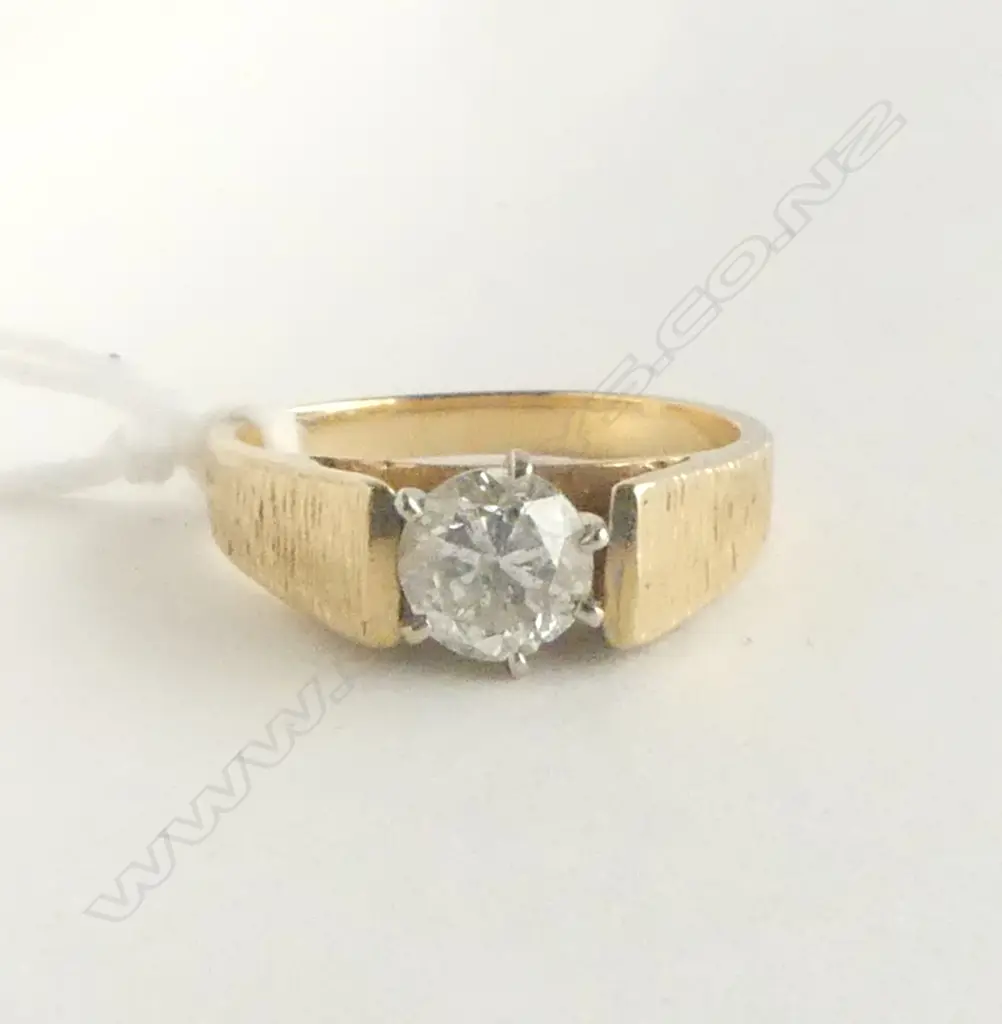 14ct Y/GOLD 0.50ct SOLITAIRE DIAMOND RETRO RING 3.35gms SIZE J 1/2 Image 1++