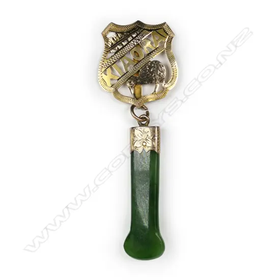 c1900 9CT GOLD 'KIAORA' w KIWI FOB & POUNAMU & 9CT GOLD PENDANT, 6.8gms
