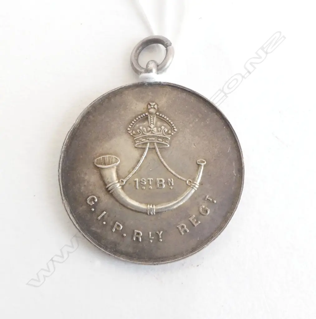 SILVER 23gms REGTIMENTAL MEDAL/MEDALLION 1ST.Bn. G.I.P. Rly REGt. blank wreathed cartouche at the rear Dia.38mm Image 1++