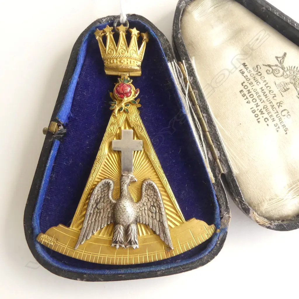 GP MASONIC MEDAL L.90mm, CASED Image 1++